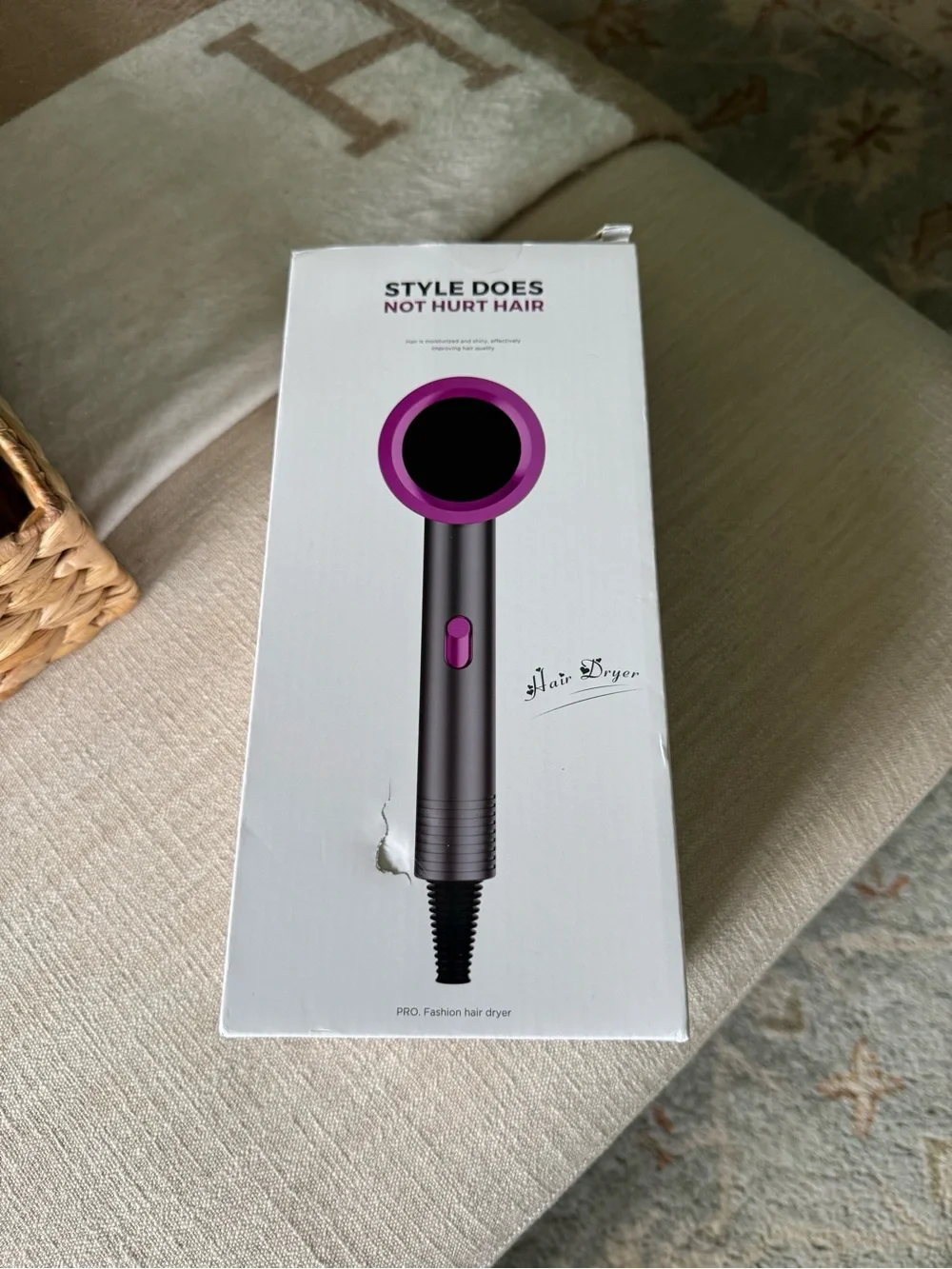 Style Does Not Hurt Hair Dryer